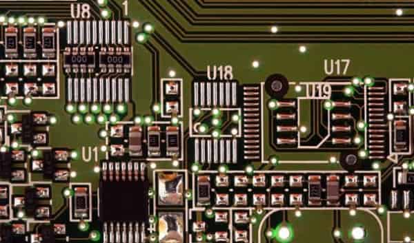 貼片鋁電解電容是固態(tài)電容嗎？