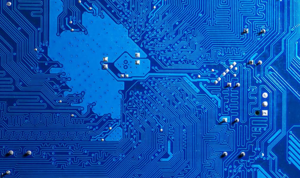 pcb走線不走直角，pcb走線走直角會導致電壓低嗎？